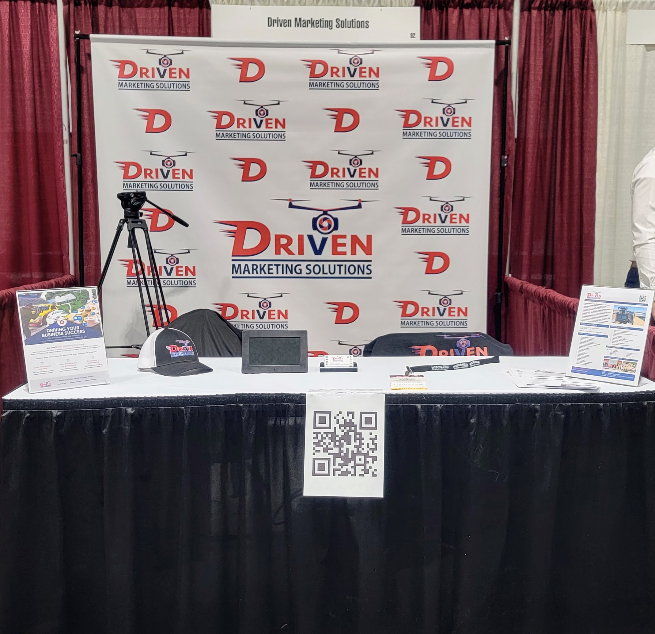 Behind-the-scenes image representing content production